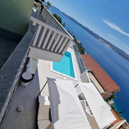 Вілла Split Luxury Panorama For 21 People Селіна