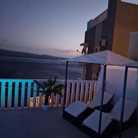 Split Luxury Panorama For 21 People Селіна